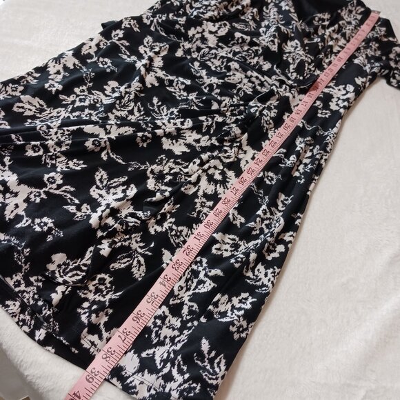 Chaps, Black & White Print Dress, Size XL, Flattering Ruching Detail, Stretch - Picture 9 of 12